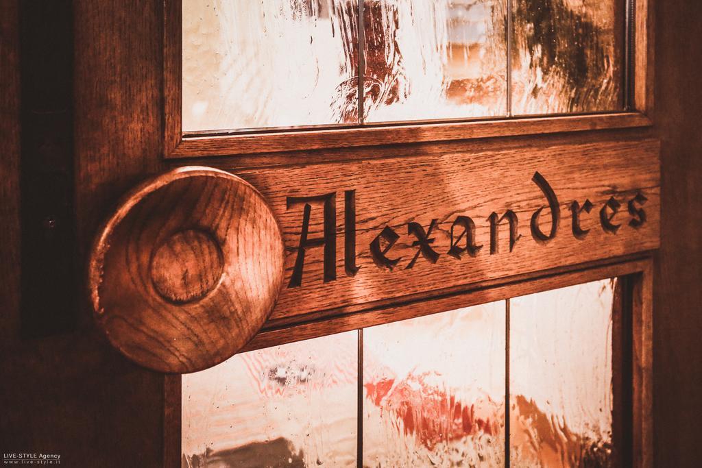 Hotel Alexandres 아피아노 술라 스트라다 델 비노 외부 사진