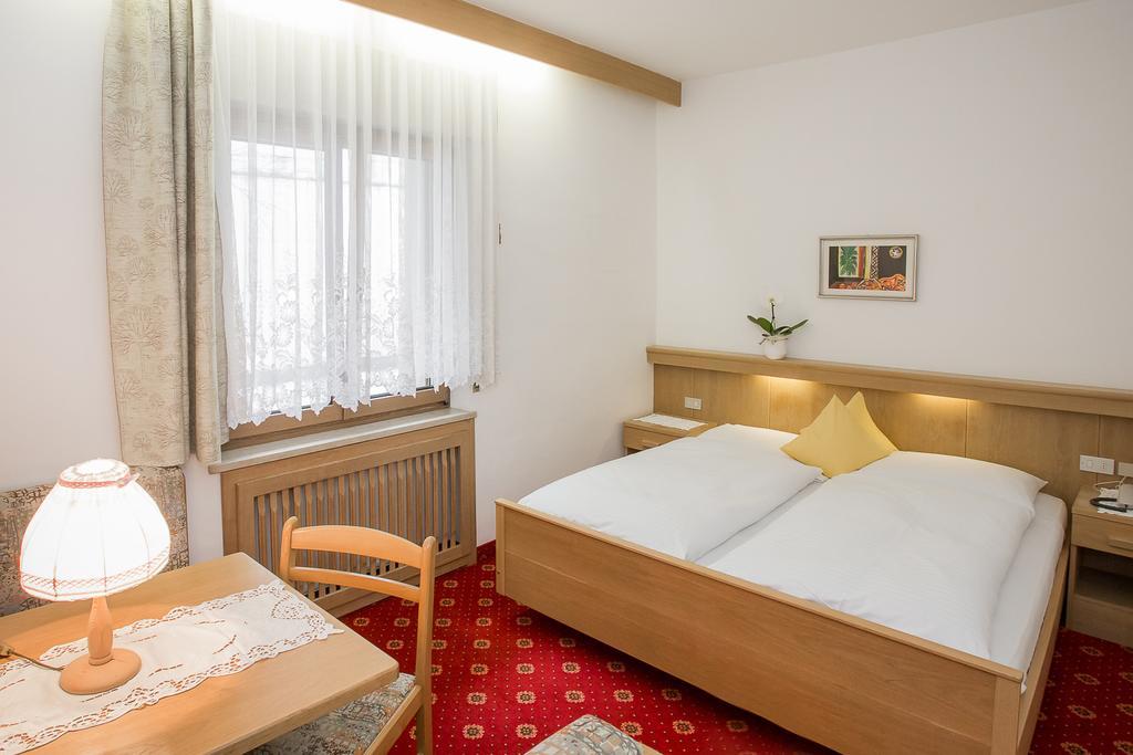 Hotel Alexandres 아피아노 술라 스트라다 델 비노 외부 사진